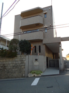 【外観】 | ステイツ雲雀丘花屋敷　3階