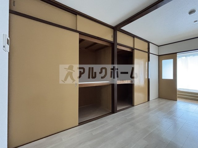 山下マンションの収納