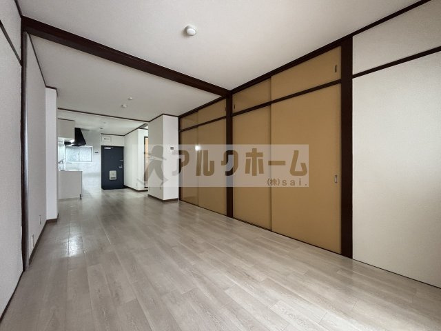 山下マンションの居間・リビング