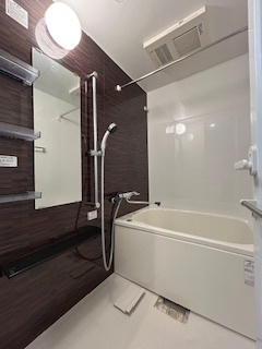 S-FORT江坂垂水町(旧：サムティ江坂Vangelo)の浴室|きれいなお風呂です