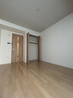 S-FORT江坂垂水町(旧：サムティ江坂Vangelo)の居間・リビング|ゆったりとしたリビングです