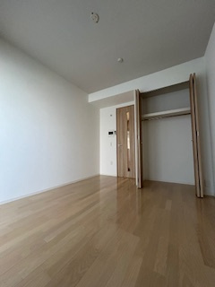 S-FORT江坂垂水町(旧：サムティ江坂Vangelo)の居間・リビング|ゆったりとした居間です