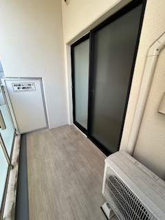 S-FORT江坂垂水町(旧：サムティ江坂Vangelo)のバルコニー|バルコニーからの眺めを楽しみながら食事をしませんか