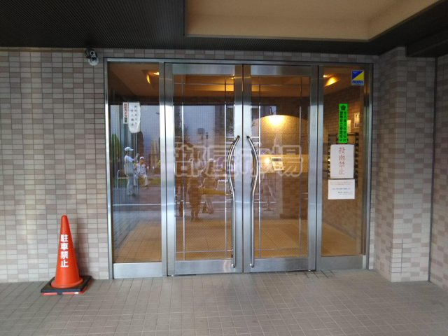 アークコートのエントランス