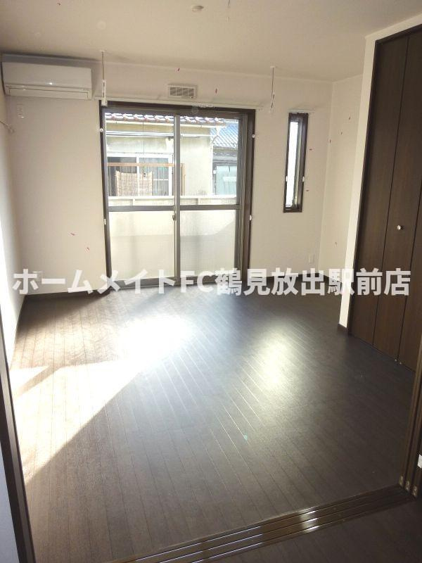 東大阪市森河内西１丁目のアパートの洋室