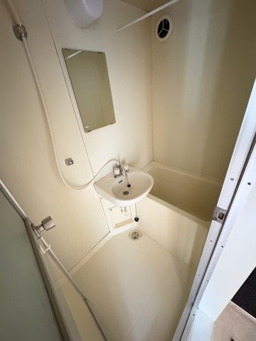 ピュアハウス真間の浴室