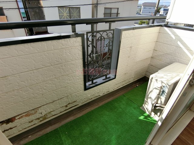 レジデンス津福本町Ⅱのバルコニー