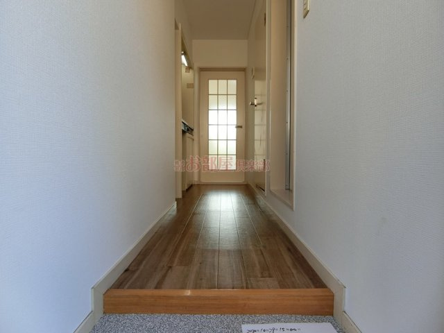 レジデンス津福本町Ⅱの玄関