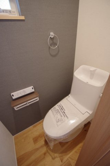 【トイレ】 | 【仲介手数料無料！！】国立市西1丁目　新築戸建て（全7区画）D号棟　6380万円