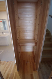 【収納】 | 【仲介手数料無料！！】国立市西1丁目　新築戸建て（全7区画）D号棟　6380万円 | 1階廊下収納