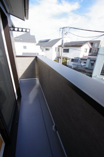 【バルコニー】 | 【仲介手数料無料！！】国立市西1丁目　新築戸建て（全7区画）D号棟　6380万円