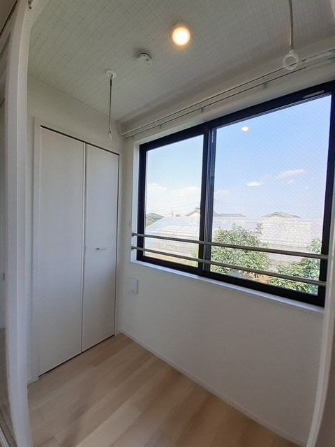 サンリット・ファインのバルコニー