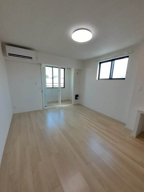 サンリット・ファインの居間・リビング