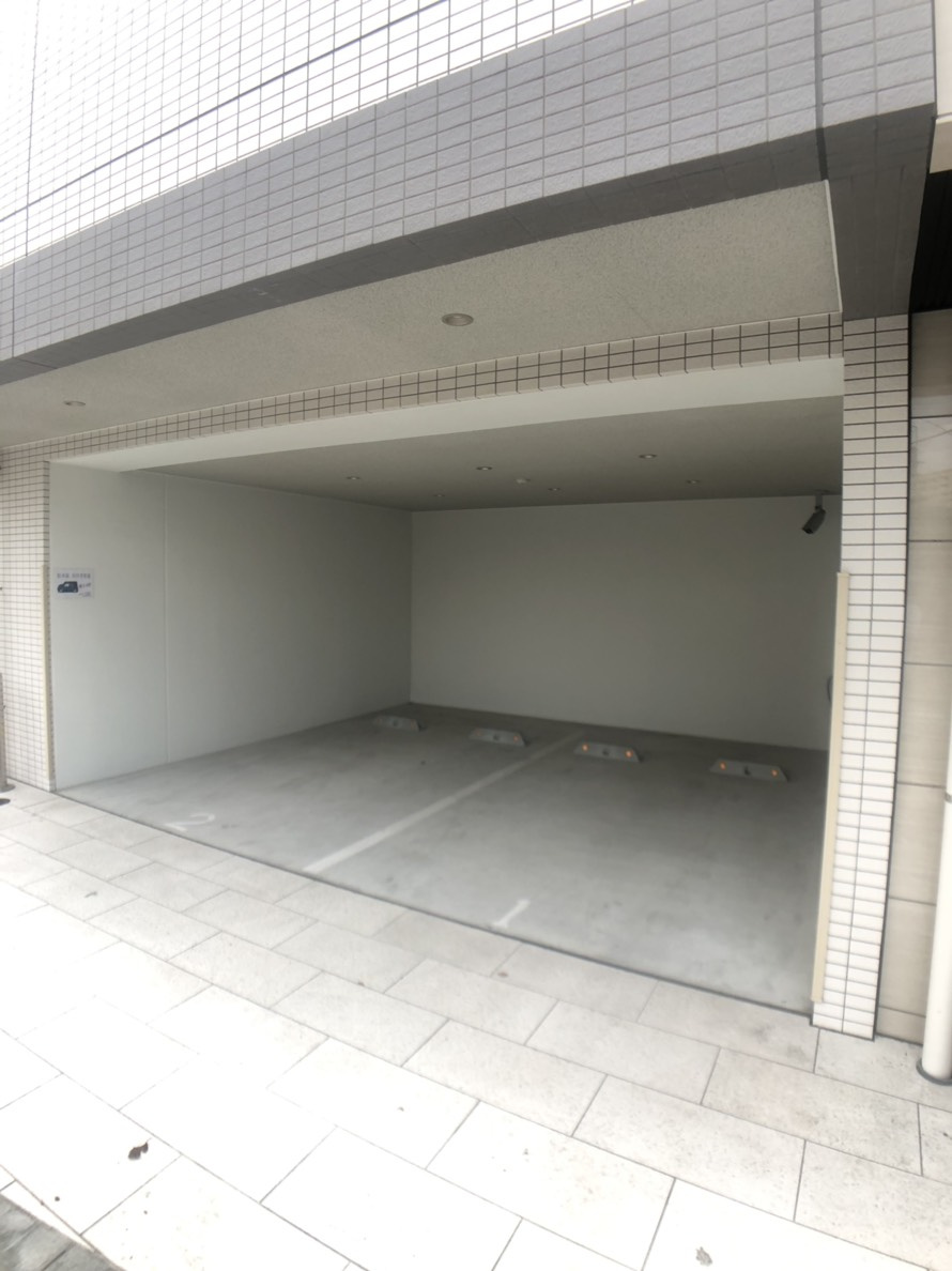 ティモーネ押上トゥーレの駐車場