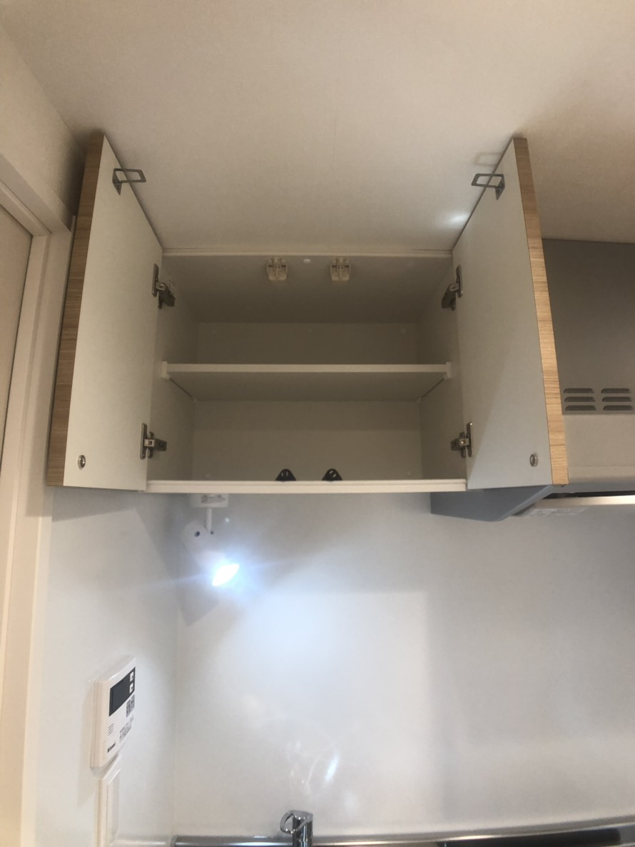 ティモーネ押上トゥーレのキッチン|上部収納