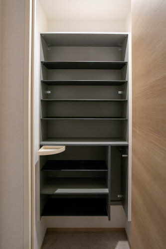 シャーメゾン　フォルトゥーナの収納