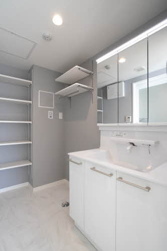 シャーメゾン　フォルトゥーナの洗面所