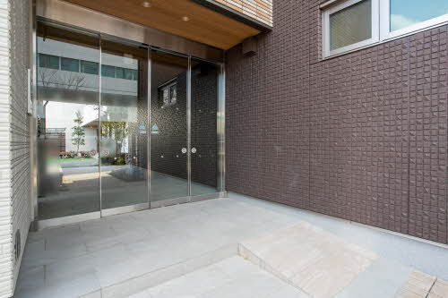 シャーメゾン　フォルトゥーナのエントランス