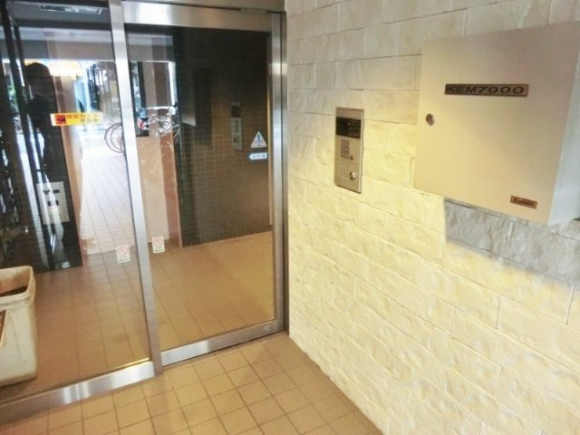 シャンフレア北浦和のエントランス|★建物エントランスの画像です。★