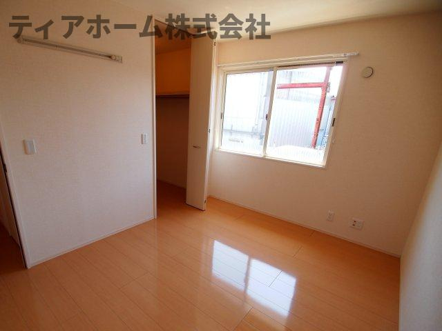 ディーグラフォート上牧の洋室|使い勝手のいい洋室です