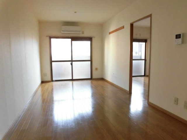 コーポラス青柳の居間・リビング