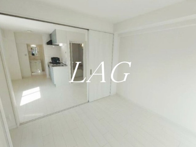 【居間・リビング】 | サンクレストＴ | 洋室のお部屋です。