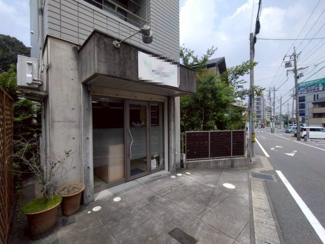 明大寺町字西郷中　貸店舗の内装