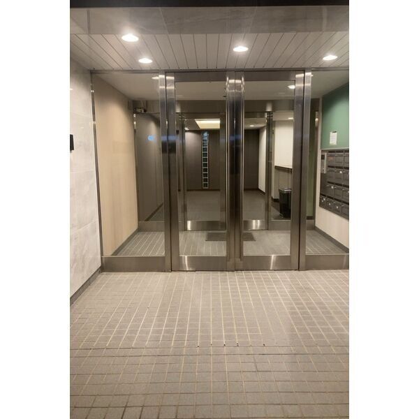 ｸﾞﾘｰﾝﾋﾙﾄﾐﾀのエントランス