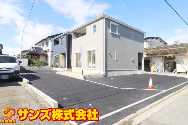 郡山市字城清水　　　１号棟　　　桜小学校、郡山第３中学区の外観|南東側から見た区画全体♪