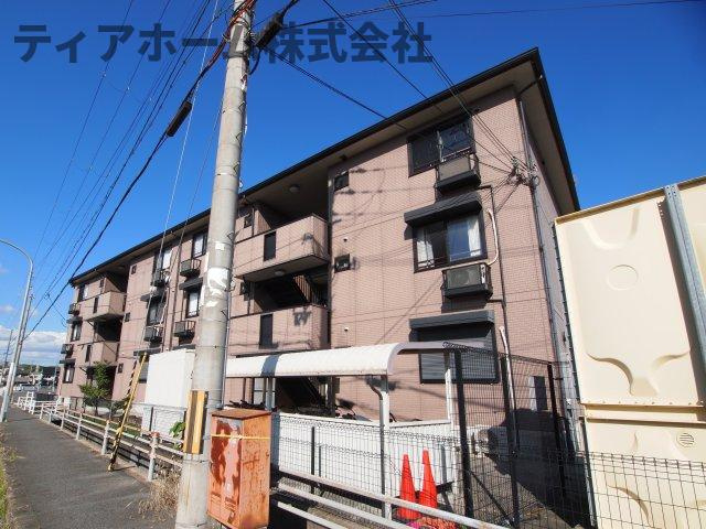 北葛城郡上牧町大字中筋出作の賃貸マンションの外観