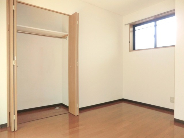 さいたま市浦和区針ヶ谷１丁目の賃貸マンションの収納