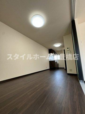 【居間・リビング】 | ローズハイツ