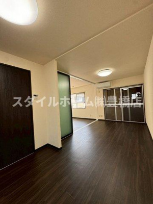 【居間・リビング】 | ローズハイツ