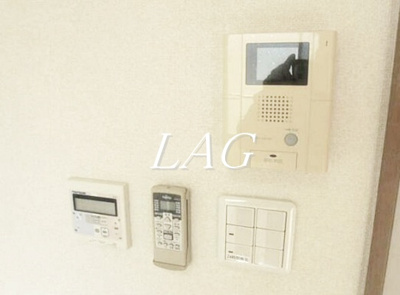 【セキュリティ】 | レジデンス本町 | モニター付インターホンです。