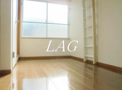 【居間・リビング】 | レジデンス本町 | 洋室のお部屋です。