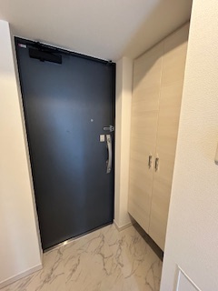 S-RESIDENCE江坂Alegriaの玄関|毎日通る玄関はこちらです
