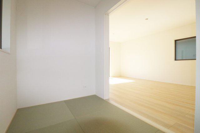郡山市字城清水　　　２号棟　　　桜小学校、郡山第３中学区の和室