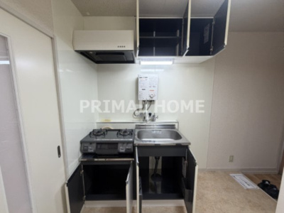 【キッチン】 | コーポ藤 | たっぷりキッチン収納です