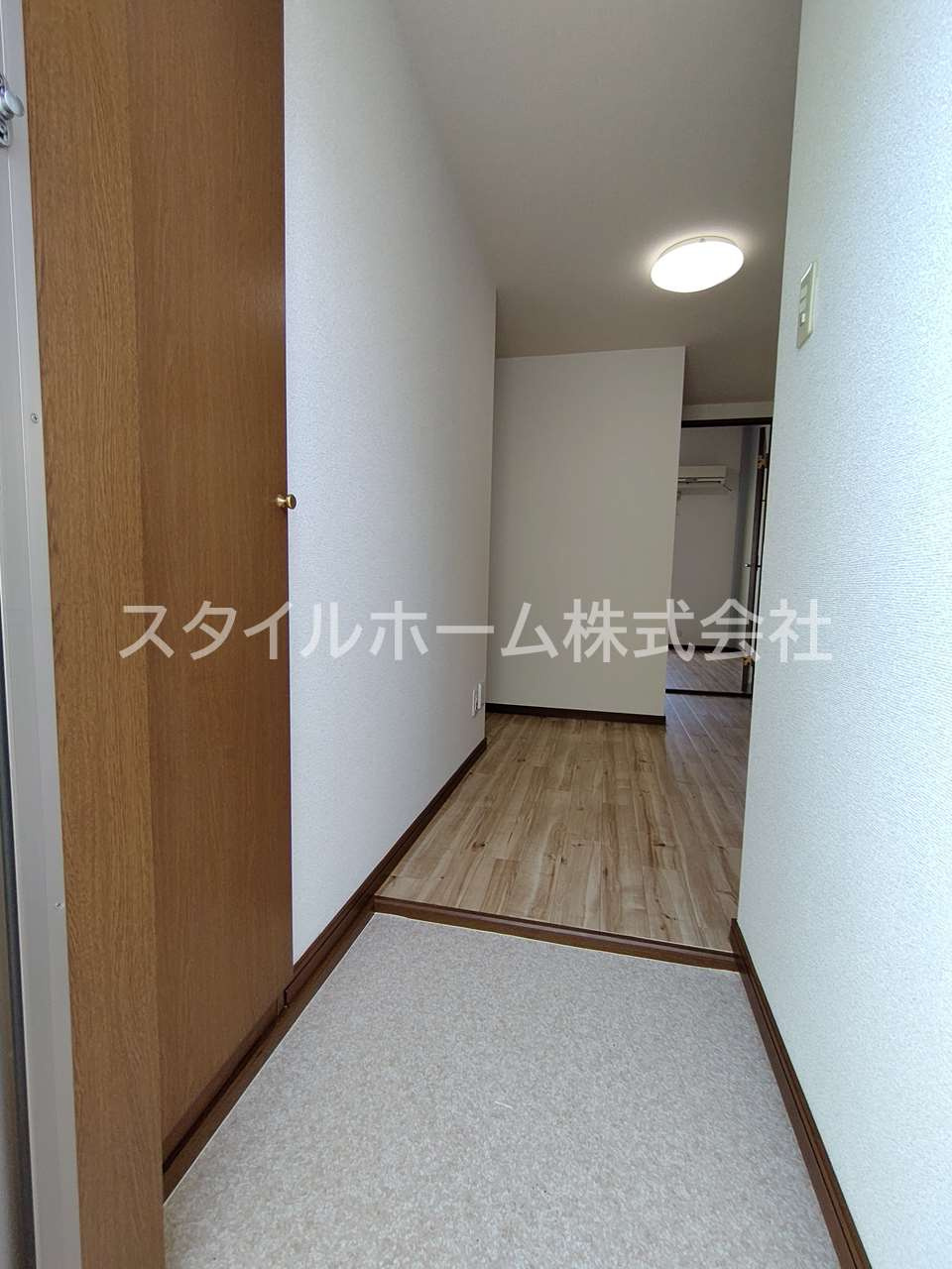 サンハイツサノックスA棟の玄関|別部屋写真です。