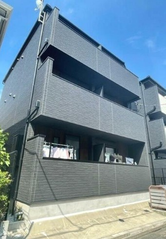 ルネコート高砂WESTの外観