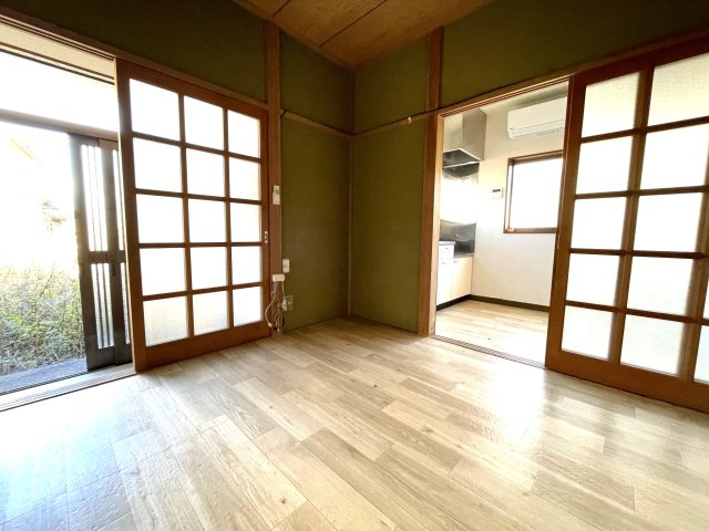海の近くに住みたい人へ　いすみ市大原　戸建貸家の洋室