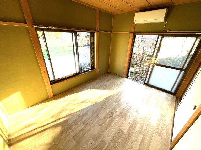 海の近くに住みたい人へ　いすみ市大原　戸建貸家の居間・リビング