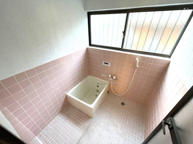 海の近くに住みたい人へ　いすみ市大原　戸建貸家の浴室