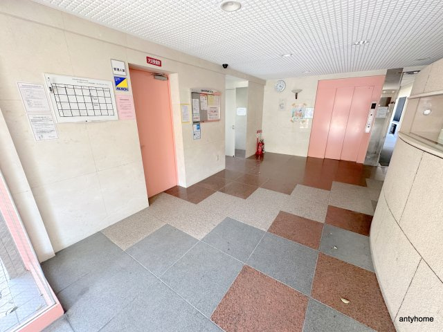 ル・アン緑地　仲介手数料無料のロビー