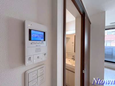 【セキュリティ】 | REGALEST中村公園deux | モニター付きインターフォンです。