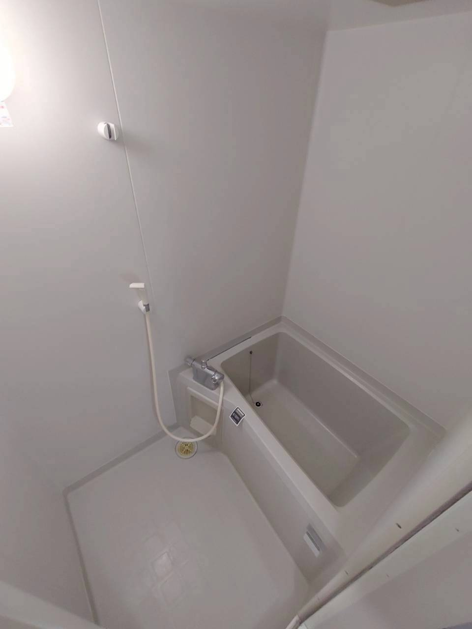 キャピタルつつじが丘B棟の浴室