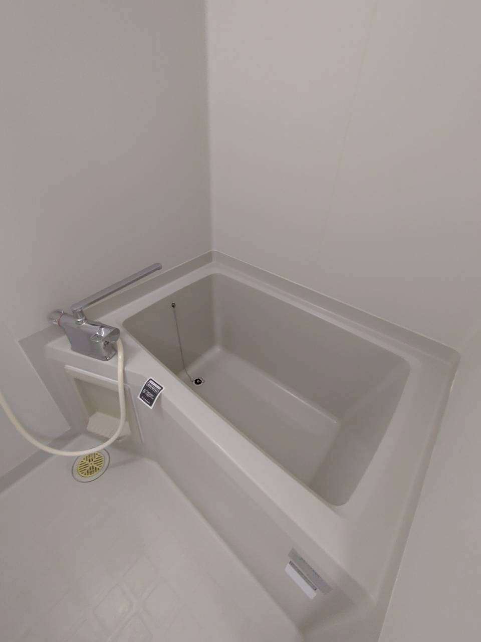 キャピタルつつじが丘B棟の浴室