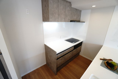 【キッチン】 | 【上質リノベ】チュリス安芸中野 | 室内（2025年11月16日12：00頃）撮影
