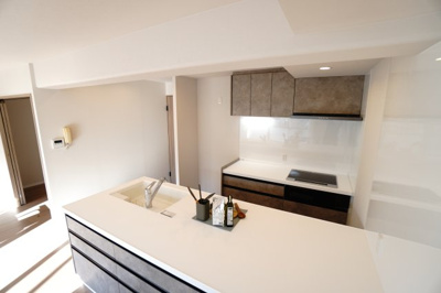 【キッチン】 | 【上質リノベ】チュリス安芸中野 | 室内（2025年11月16日12：00頃）撮影
