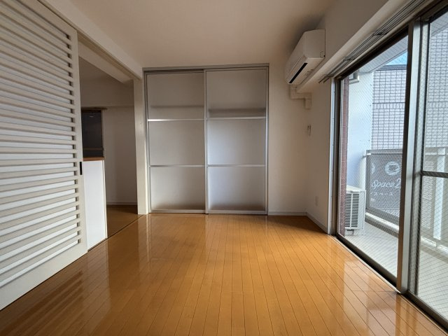 ＫＳ・ＤｉＯの寝室